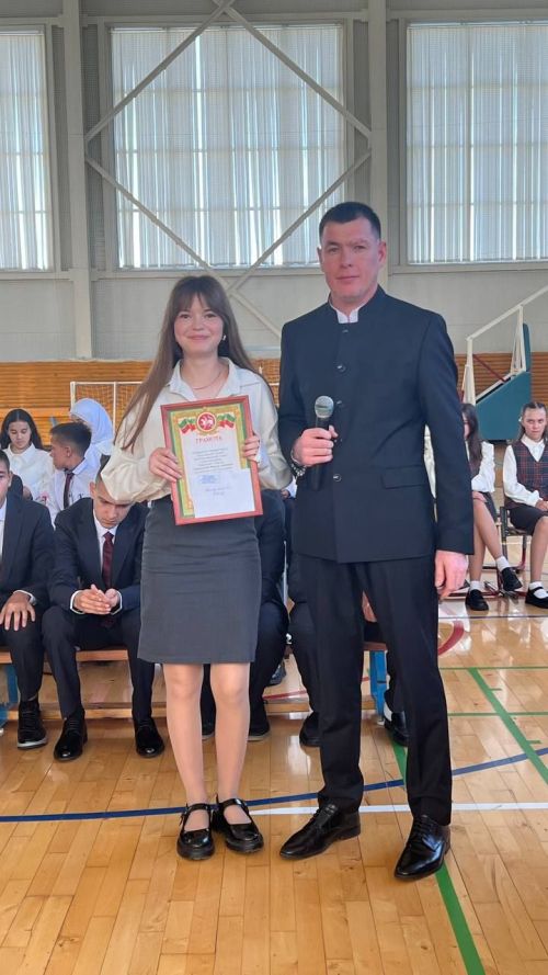 Килдебәк урта мәктәбендә Белем бәйрәме узды