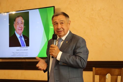 “Авылның яшь идарәчеләре”.  Саба районы җирлекләре башлыклары республикада иң  яшь җитәкчеләрдән санала
