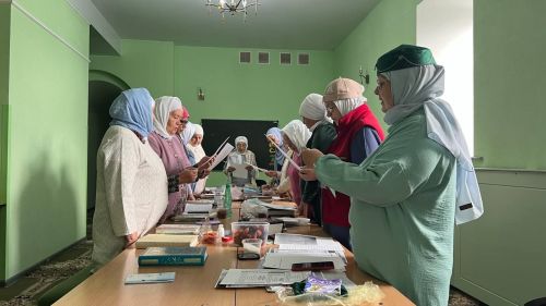 Саба мәчетендә дини белем алучылар Мәүлид бәйрәме оештырдылар