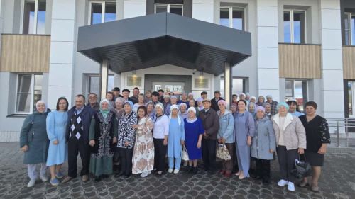 Район үзәк китапханәсендә «Гомер көзләренә ямь өстәп, кайтып килик әле яшьлеккә»  дип исемләнгән чара узды