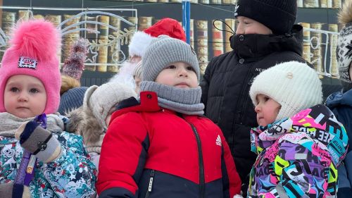 Сабалыларны Үзәк чыршы янында Яңа ел бәйрәме белән Зәринә Хәсәншина котлады (+видео)