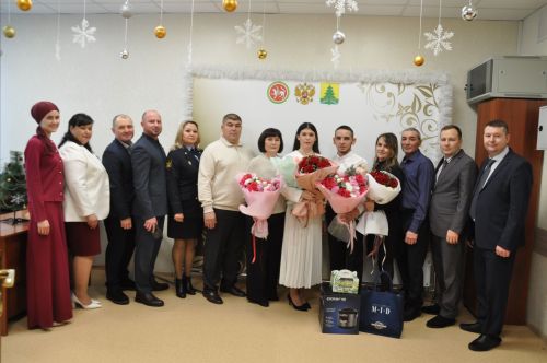 Сабада Яңа елның беренче пары язылышты