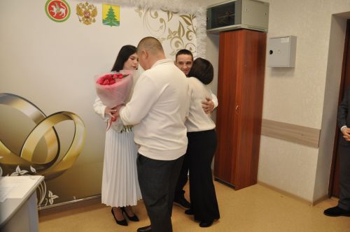 Сабада Яңа елның беренче пары язылышты