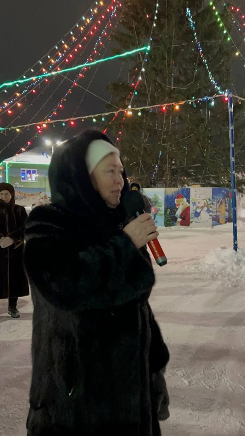 Төп чыршы янында «Сабагаз» идарәсе хезмәткәрләре оештырган бәйрәм чарасында бүген дә халык рәхәтләнеп күңел ачты (+видео)