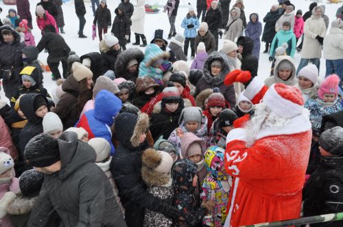 Бүген 14.00 сәгатьтә Төп  чыршы  янында бәйрәмне “Сабагро” җәмгыяте оештырды (+видео)