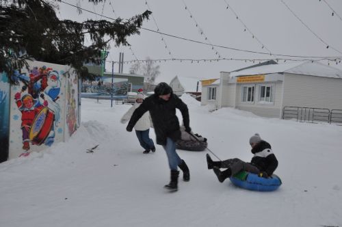 Бүген 14.00 сәгатьтә Төп  чыршы  янында бәйрәмне “Сабагро” җәмгыяте оештырды (+видео)