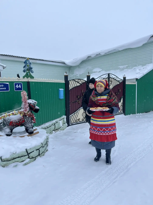 «Коляда, коляда! Капкаңны ач!»
