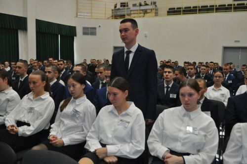 Егет-кызларга аграр көллият югары белем  алуга әзерлек мәйданчыгына әверелде/фоторепортаж