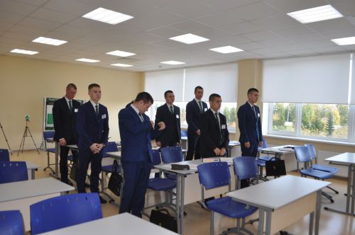Егет-кызларга аграр көллият югары белем  алуга әзерлек мәйданчыгына әверелде/фоторепортаж