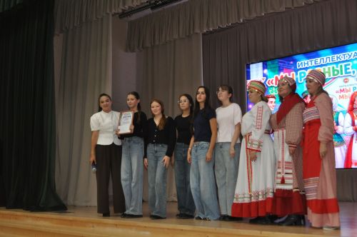 «Бер дулкында»: Саба яшьләре милләтләр дуслыгын чагылдырган фильм төшерде