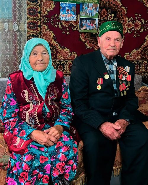 Саба районында 100 яшьлек юбилярларга һәм 71 ел бергә яшәүче парга хөрмәт күрсәттеләр