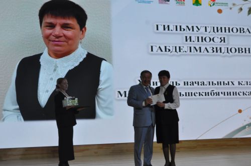 Рәис Миңнеханов: “Сез – киләчәгебезгә нигез салучылар”