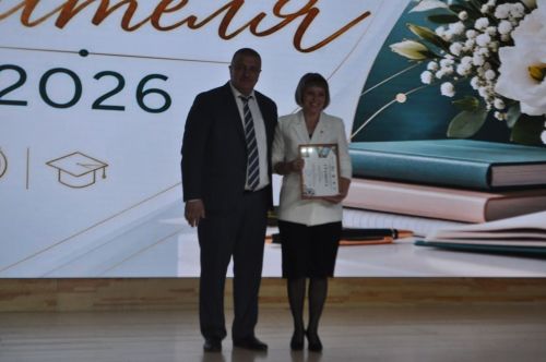 Сабада һөнәри бәйрәмнәре уңаеннан укытучыларны хөрмәтләделәр