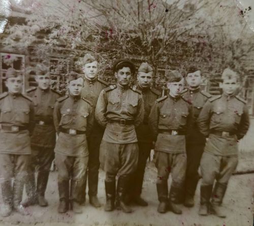 «Ир егетләр - Ватан сагында»
