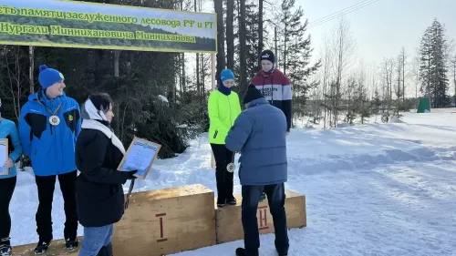 Бүген Лесхозда легендар урманчы Нургали Миннеханов истәлегенә чаңгы ярышлары узды