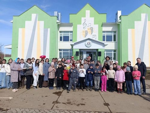 Иштуганлылар Нәүрүзбикәне каршы алдылар...