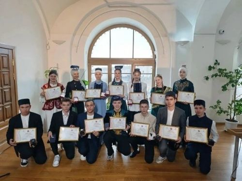 IX Бөтенроссия «Ак калфак» укучы кызлар һәм егетләр бәйгесе финалистлары билгеле