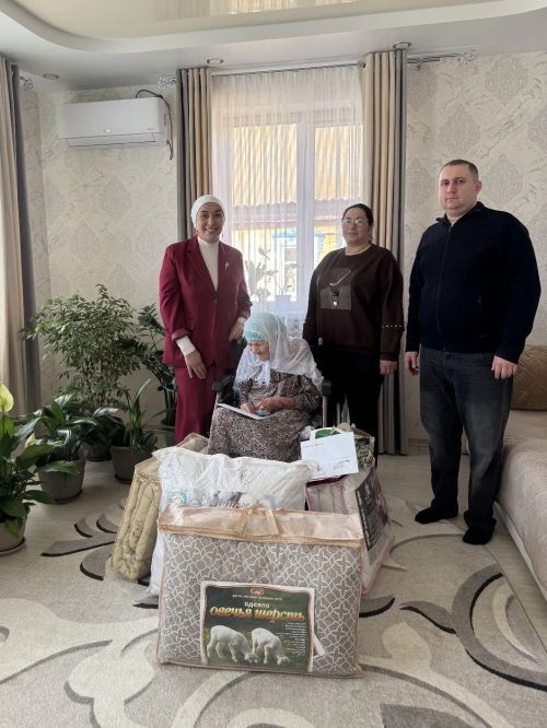 Мамалай авылында гомер итүче  Сәвия Заһидуллинаны 95 яшьлек юбилее белән котладылар