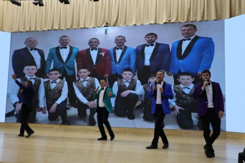 Быел тату сыйныф  серләрен  Сабада  ачыкладылар