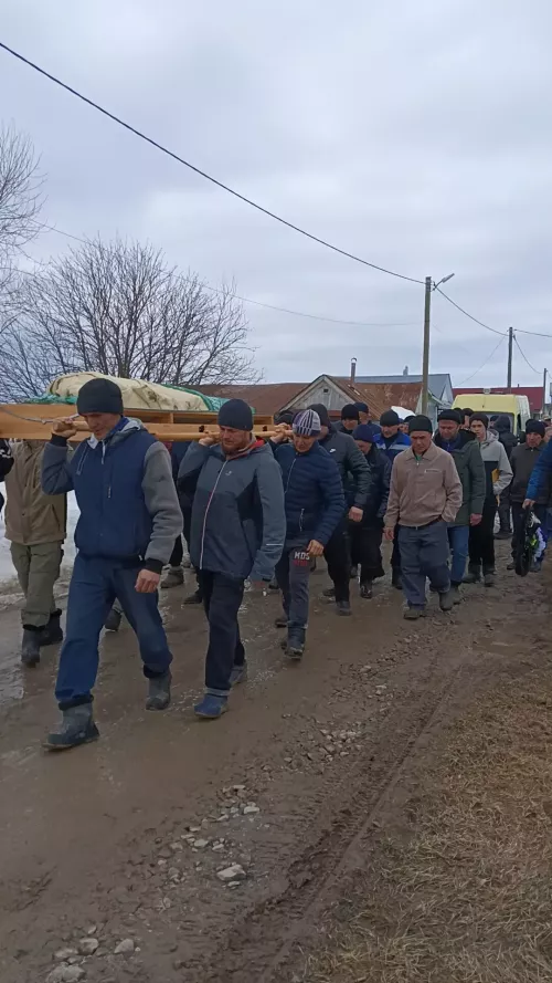 Кичә Саба районы тагын бер батыр улын соңгы юлга озатты