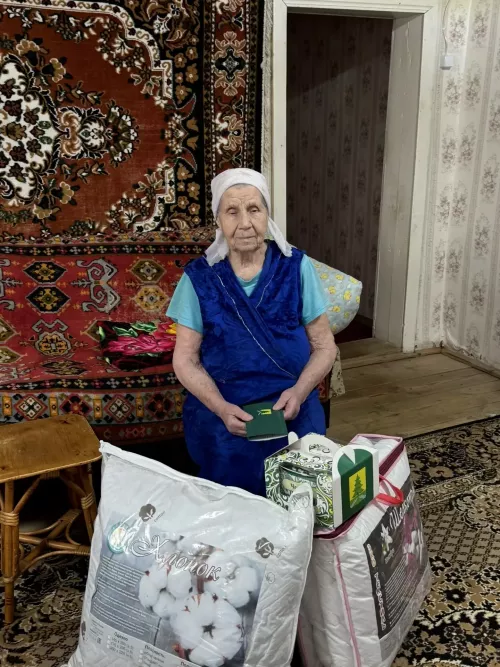 Байлар Сабасында яшәүче  Әнисә Сытдыкова   узенең 90 яшьлек юбилеен билгеләп узды