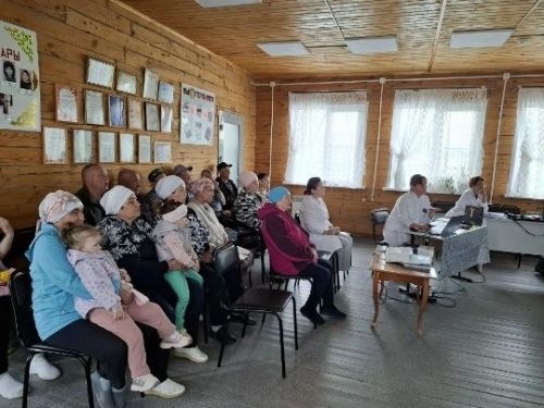 Шәмәрдән участок хастаханәсенең табиб-терапевты Ләйсән  Хаҗиева сәламәт яшәү рәвеше дәресе үткәрде