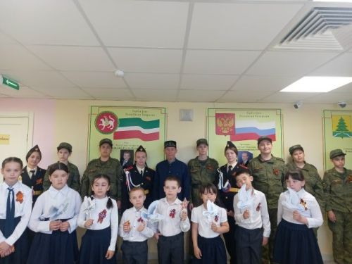 «Тургай» балалар приютында тәрбияләнүчеләр хәзрәт белән очрашты