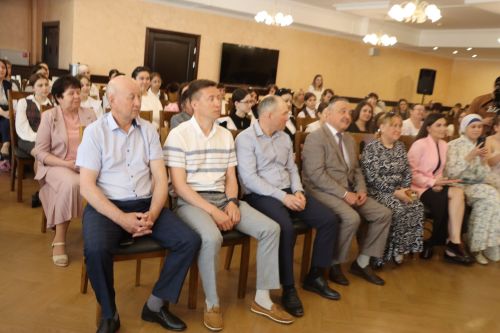 Иҗатка канат куючы бәйге