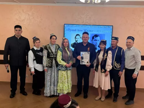 “Сабантуй” спорт-мәдәни комплексында “Яшьлек” яшьләр үзәге тарафыннан Габдулла Тукайга - 140, Муса Жәлилгә - 120 ел тулу уңаеннан квиз уены узды