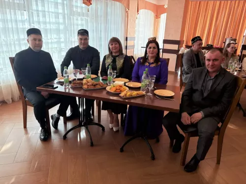 “Сабантуй” спорт-мәдәни комплексында “Яшьлек” яшьләр үзәге тарафыннан Габдулла Тукайга - 140, Муса Жәлилгә - 120 ел тулу уңаеннан квиз уены узды