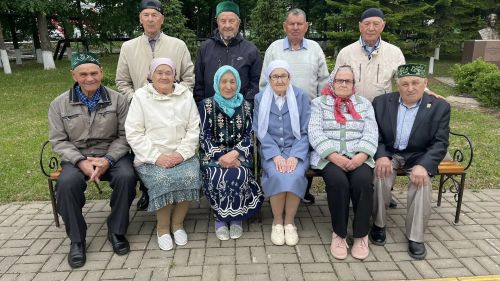 60 елдан соң очрашу