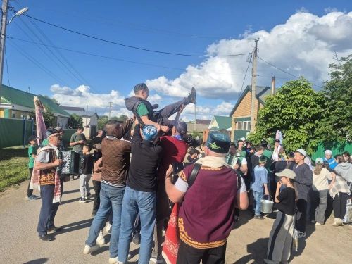 Сатыш авылында сабан туена бирнә җыйдылар