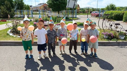 Сабаның 3 нче номерлы «Шоколад» балалар бакчасында җәйге әкият!