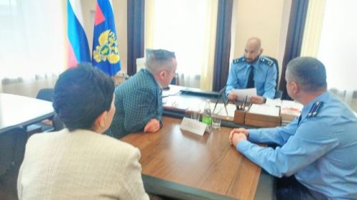 Татарстан Республикасы прокуроры урынбасары Зафар Мәхмүдов Байлар Сабасында гражданнарны кабул итте