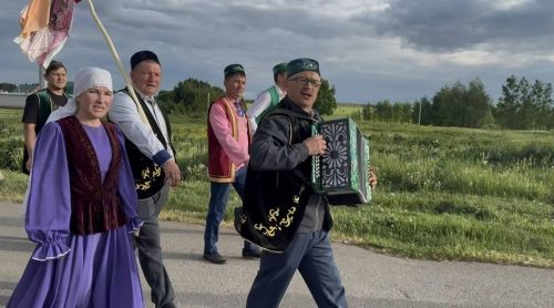 Саба-Арена һәм Сабантуй спорт мәктәпләре Сабантуйга бирнә җыйды