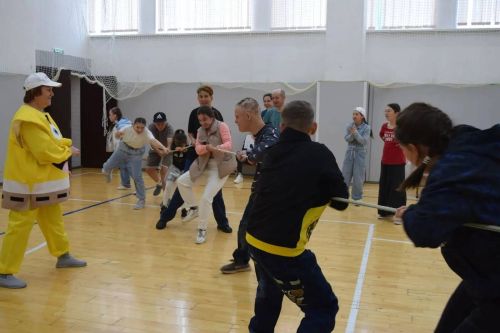 Мөмкинлекләре чикләнгән балалар өчен Халыкара балаларны яклау көненә багышланган «Кояш нурлары» Сабантуе узды