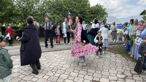 Гимназия коллективы Сабада бирнә җыйды