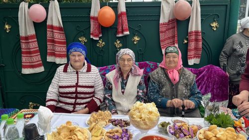 Гимназия коллективы Сабада бирнә җыйды