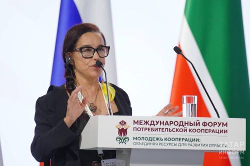 «Рабыня Изаура»да уйнаган Луселия Сантос Сабадан студент кооператорлар гаиләсе турында фильм төшерә