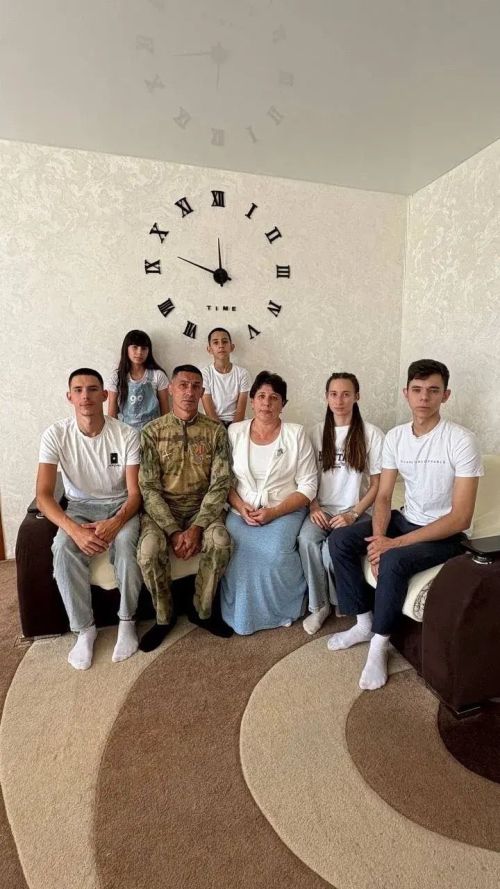 Саба районы «Балкыш» үзәге хезмәткәрләре махсус операциядә катнашучылар белән очрашты
