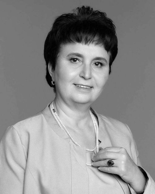 Рус әдәбияты кафедрасының күренекле остазы: КФУда Резедә Мөхәммәтшина белән хушлашалар