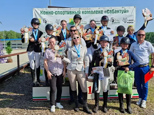 «Сабантуй» спорт комплексында  «Татарстанның Алтын дагасы» ат спорты буенча бөтенроссия ярышлары узды