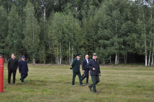 Равил Кузюров:  ”Саба урманчылары әйдәүчеләр сафында”/фоторепортаж