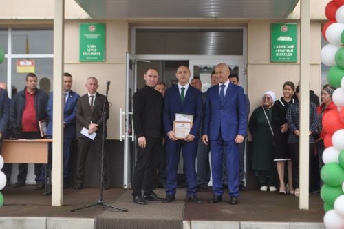 1 сентябрь көнне Саба аграр көллияте «Белем көнен» бәйрәм итте