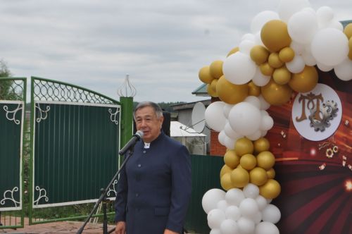 Миңгәр авылының инженер-башлангыч мәктәбендә 14 сабый парта артына утырды