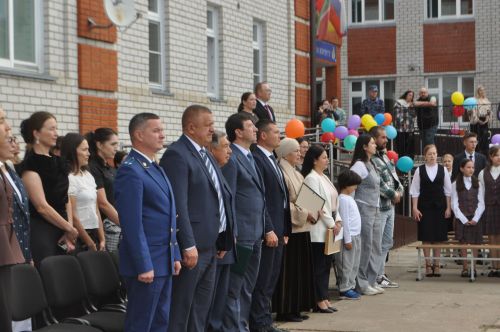 «ОНИКС» белем бирү үзәгендә белем көне