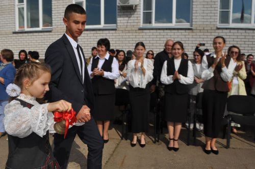 «ОНИКС» белем бирү үзәгендә белем көне