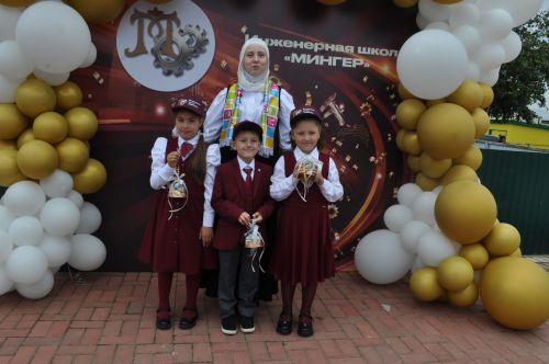 Миңгәр авылының инженер-башлангыч мәктәбендә 14 сабый парта артына утырды
