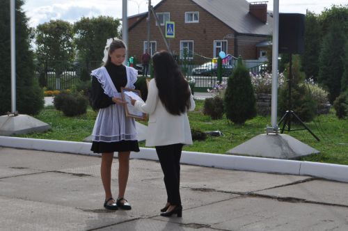 «ОНИКС» белем бирү үзәгендә белем көне