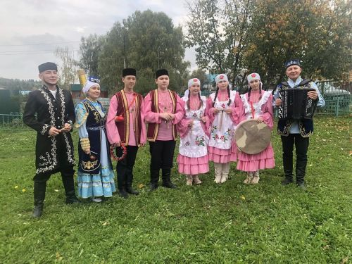 Югары Шытсуда салам курай ясау серләренә төшенделәр: мәдәният йортында репортаж төшерелде